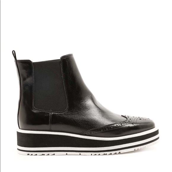 Looking for these boots!!!! - Picture 1 of 1